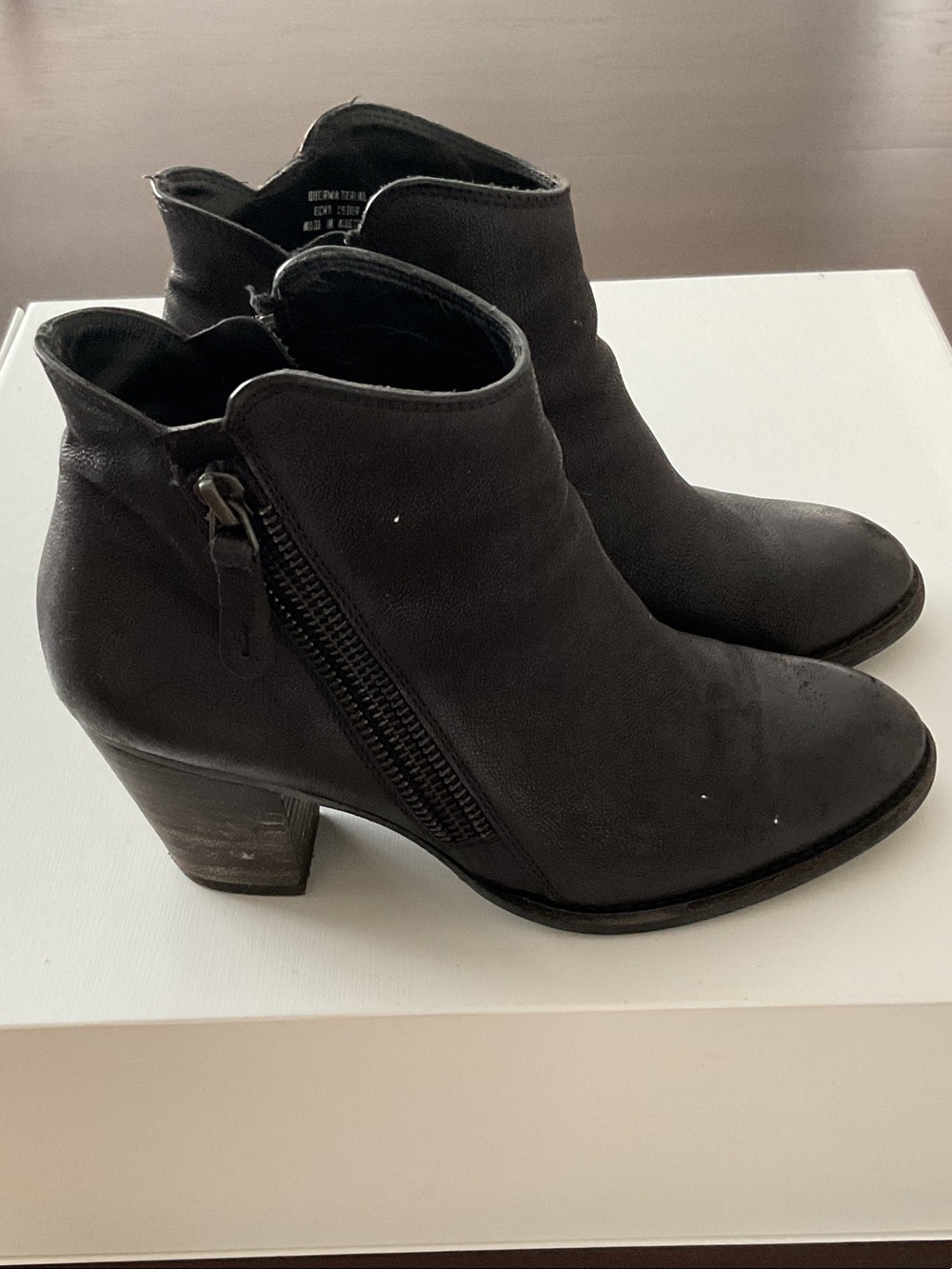 Paul Green Black Leather Ankle Booties with Side Zip